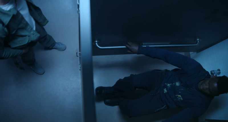 (door banging)
