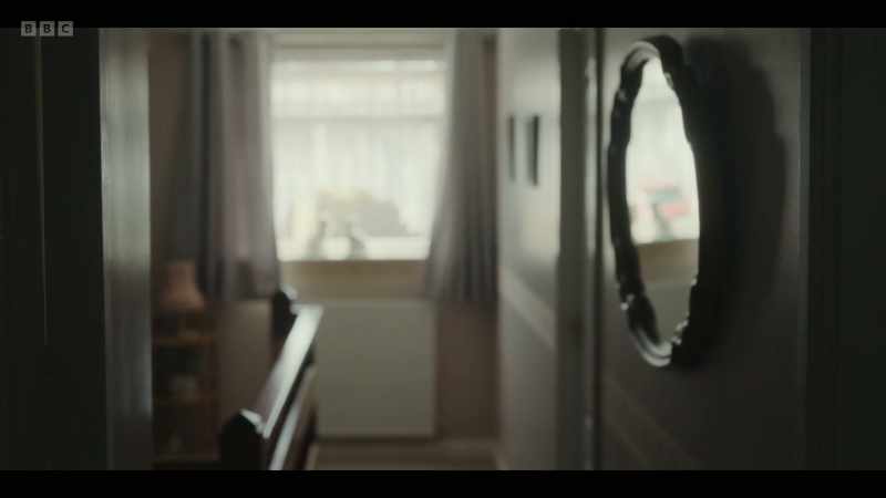 DOOR BANGS
