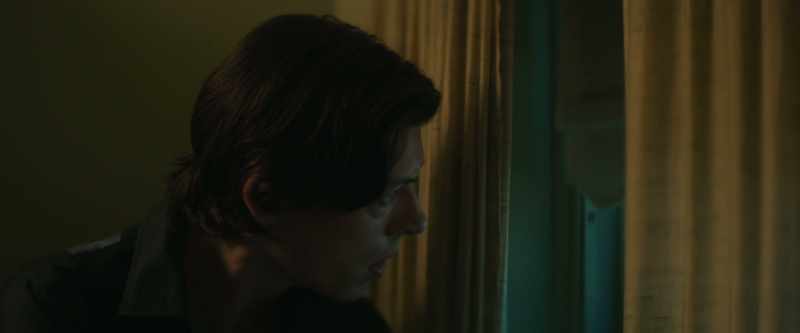 (door bell rings)