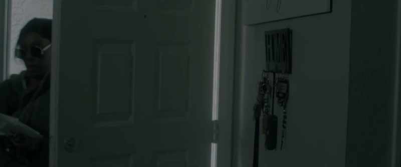 (door clattering)