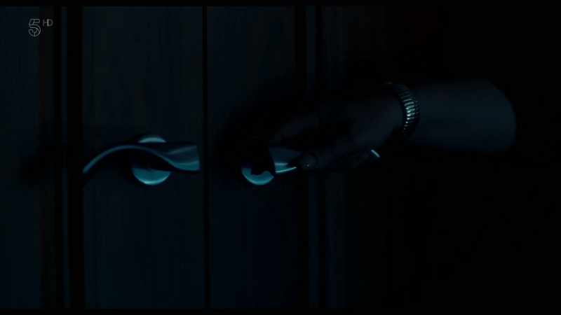 DOOR CLICKS