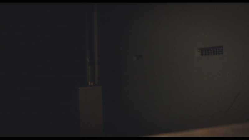 (door creaking) Oh!