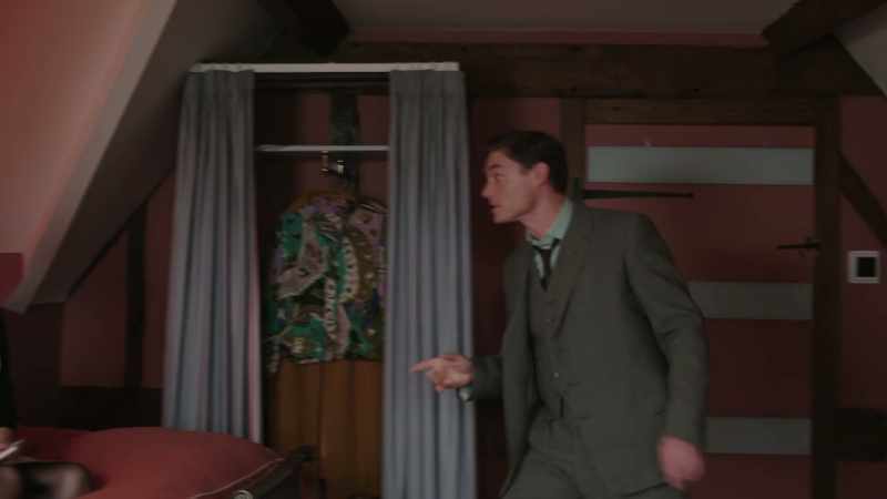 [door handle turning]
