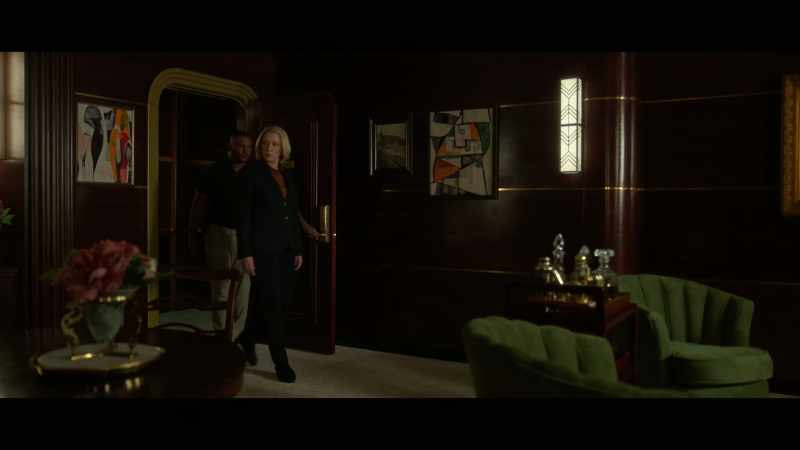 [door lock beeps] - [♪ music continues]