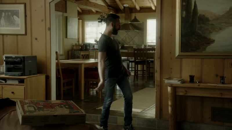 (door opening)
