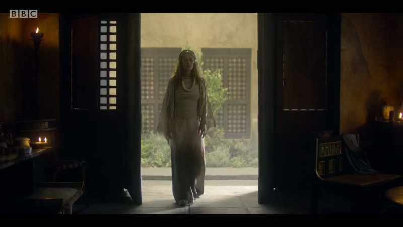 DOOR OPENS