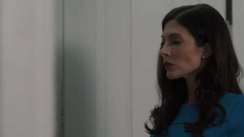 (door shuts) (dramatic music)