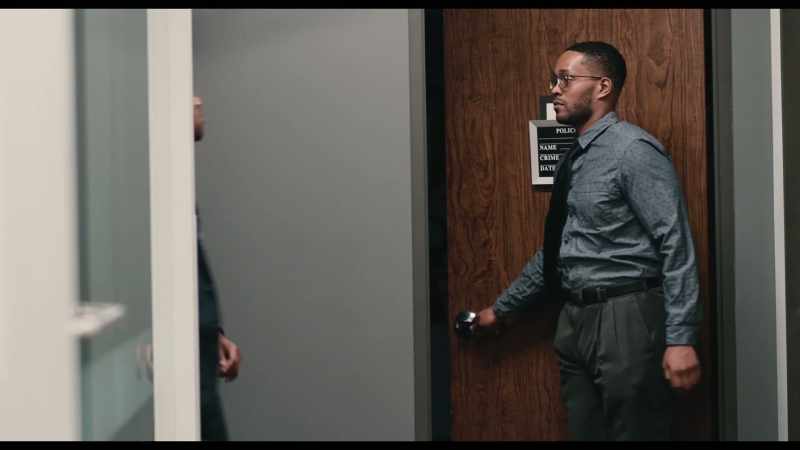 (door squeaking open)