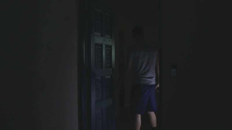 (door squeaking)