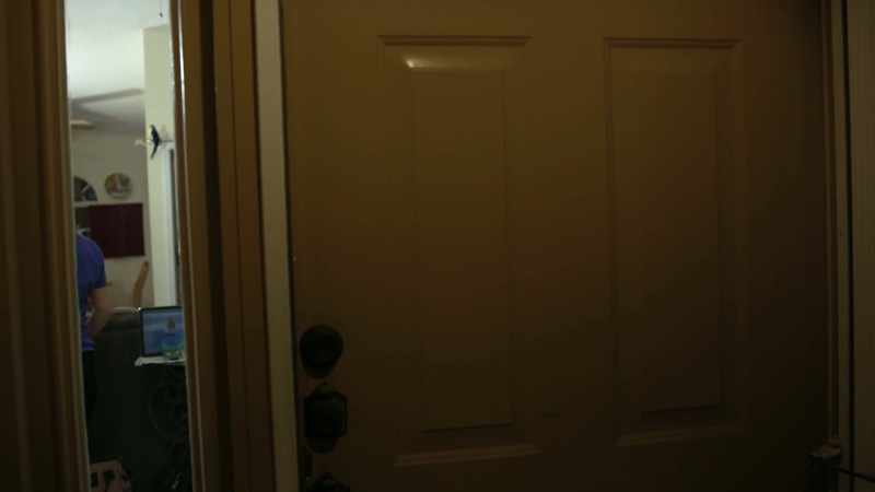 (door thudding)
