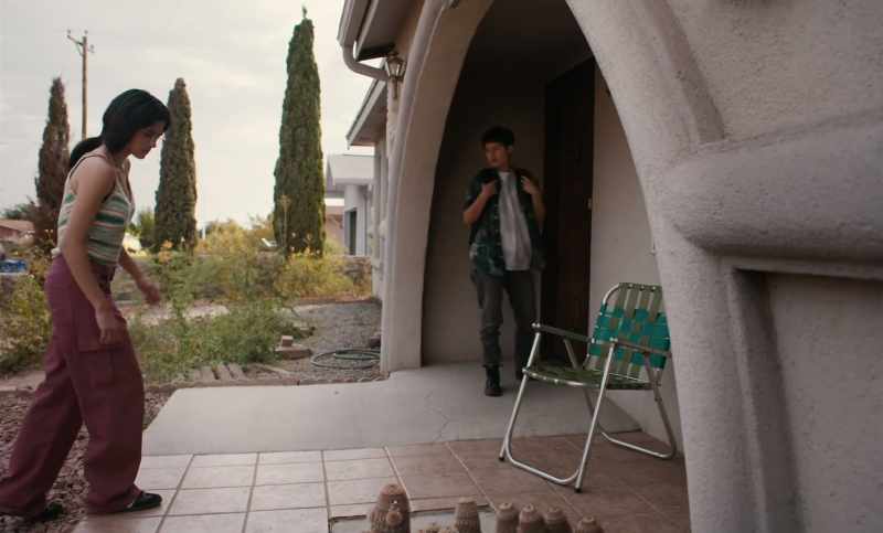 [doorbell rings]