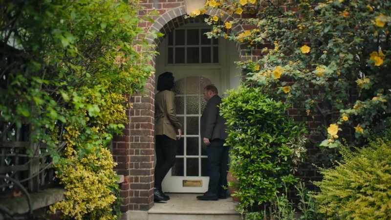 [ Doorbell rings ]