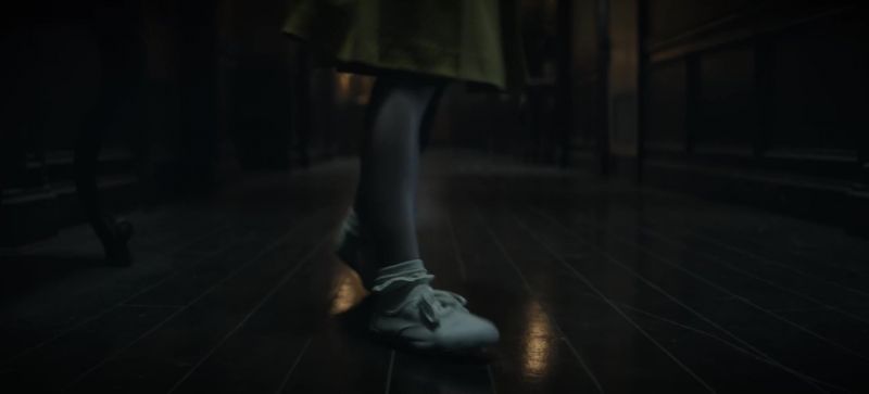 [DOROTHY GASPS]