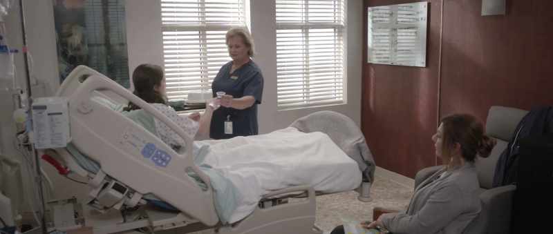 Dr. Cooper to the nurses' station 4-East