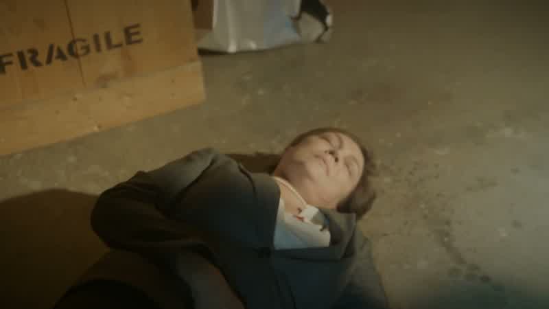 Dr. Lythcott? What's she doing here? Not breathing