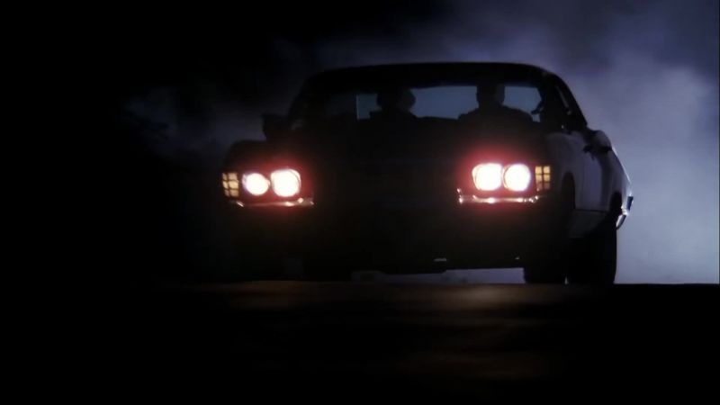 Drive faster, Dean. - I can't!