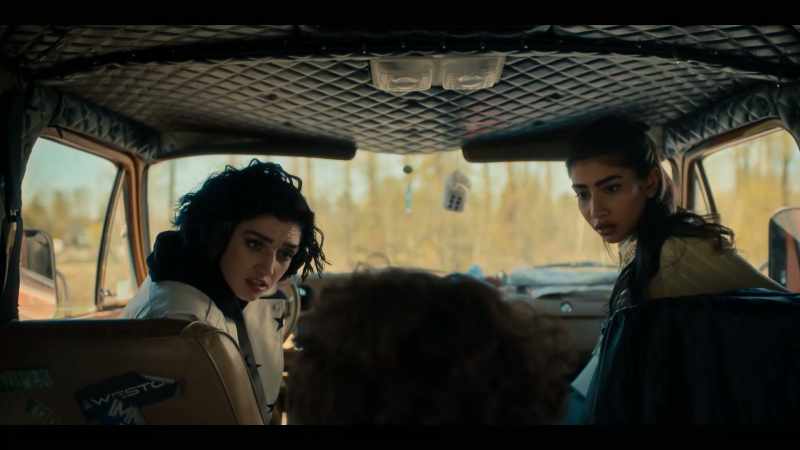 �� Drive right off of the world... ♪