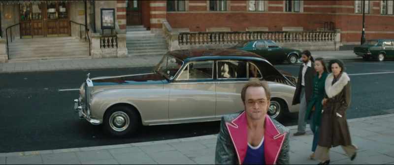Drive 'round, Denis. - [phone rings]