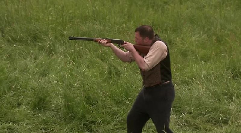 Drop your gun!