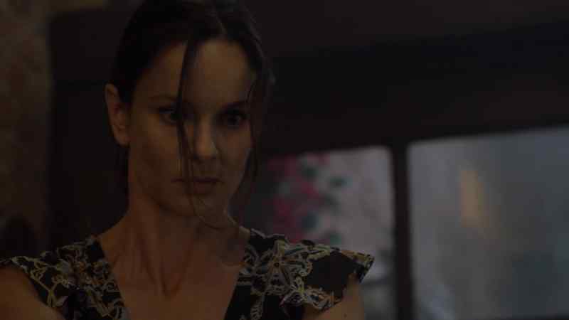 Drop the weapon