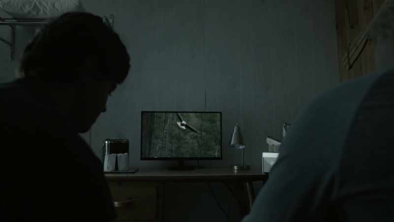 Dude, this... thing won't change channels