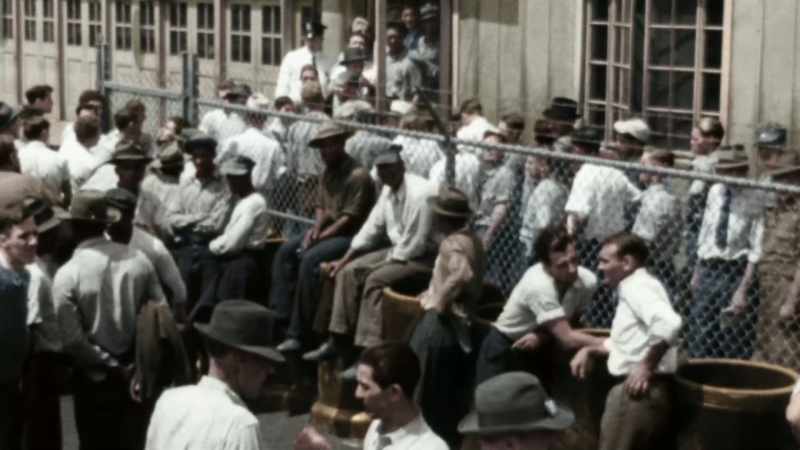 DURING THE WAR, AMERICAN WORKERS PLEDGE NOT TO STRIKE