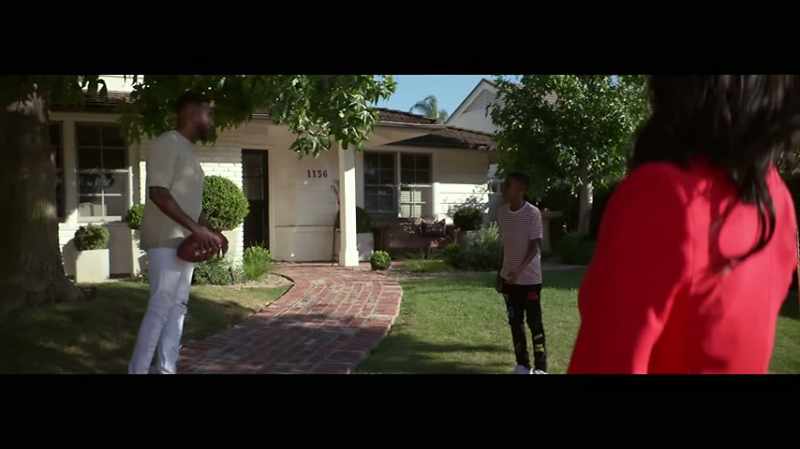 Dustin, get inside. -But, Dad