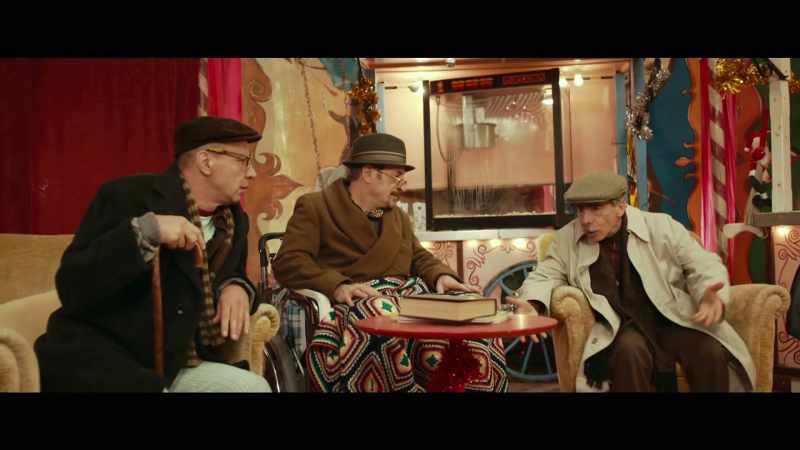 E come andiamo? - In barca, no? - Bravissimi, amici!