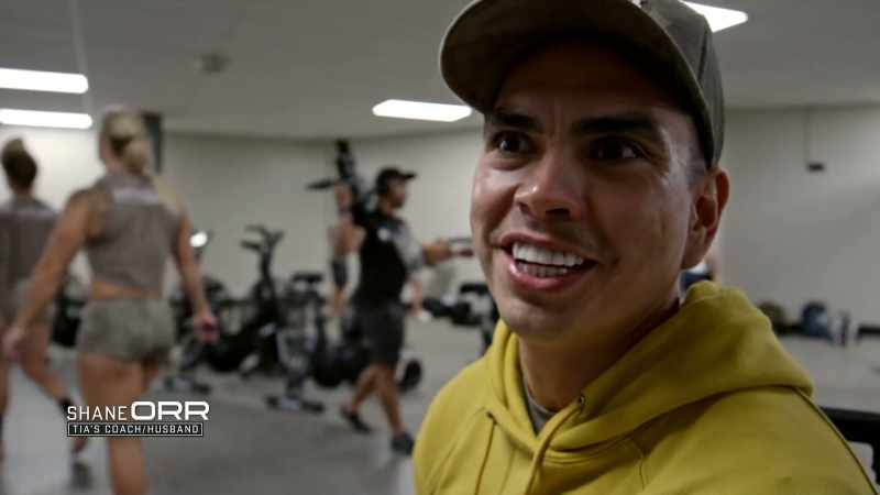 E isso é um programa de exercícios que dão aos miúdos