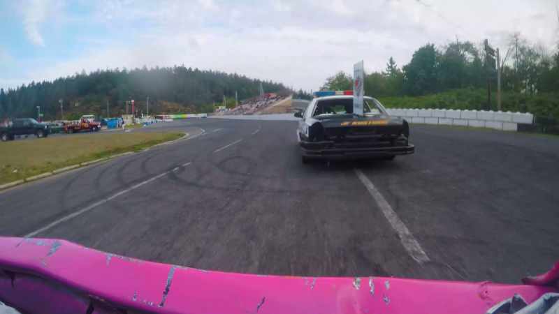 Each car's best lap determines