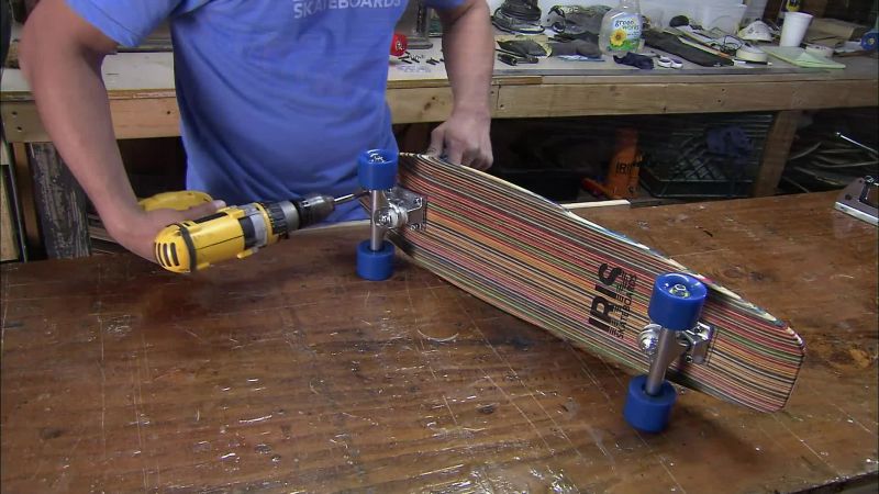 EACH SKATEBOARD IS EQUIPPED WITH POLYURETHANE WHEELS