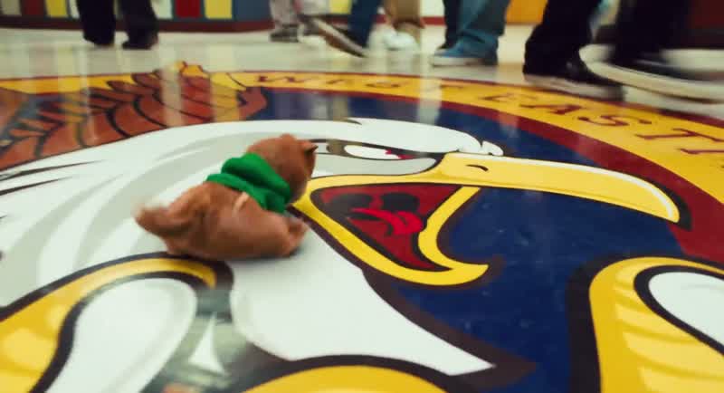 Eagle. - Go eagle!