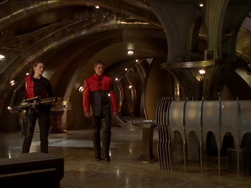 Ease your weapon, Lieutenant