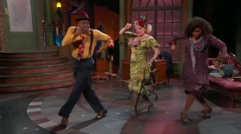 * Easy street Easy street *