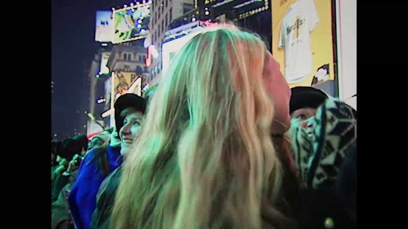 (ECHOING TICKING) - (CROWD CHEERING)