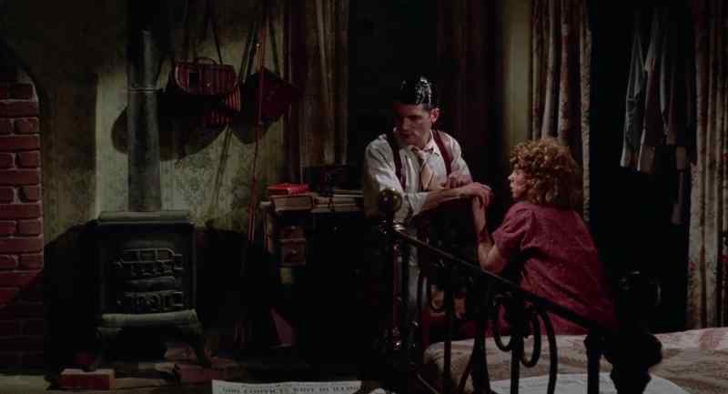 Eddie, it's slim! Eddie, it's slim! Slim!