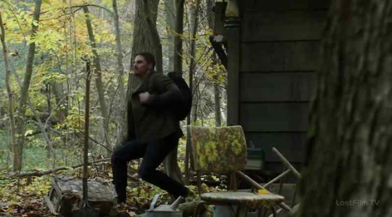 EDDIE: Somebody help me!