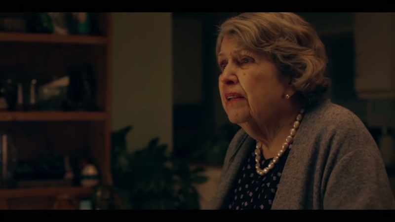 Edith Lyons... - Hurry up. It gets full. - Edith?