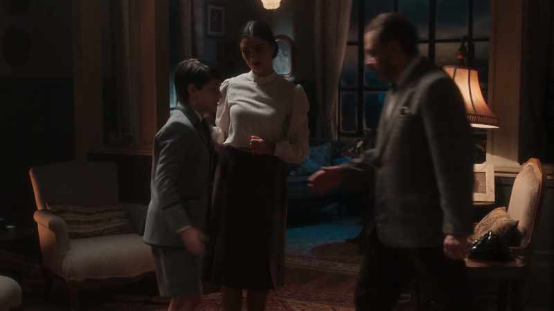 Edu: Nice to meet you, Hugo. Hugo: Hello