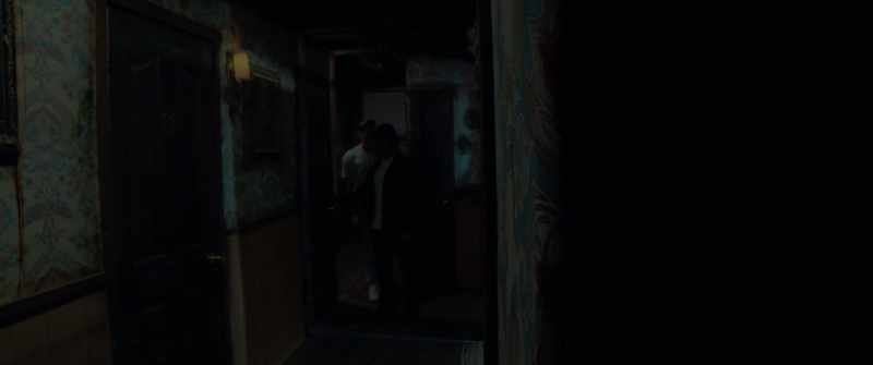 (eerie music)
