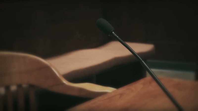 [eerie music]