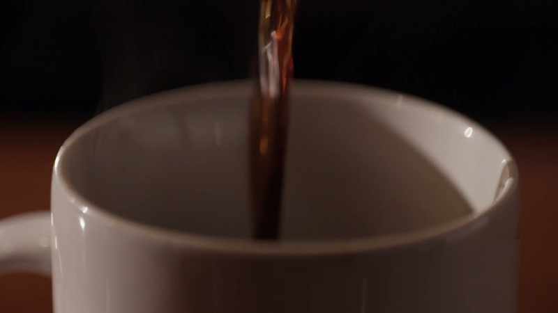 Ele negava o café