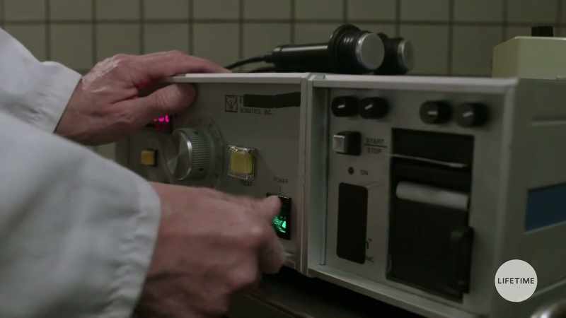 (electrical hum)