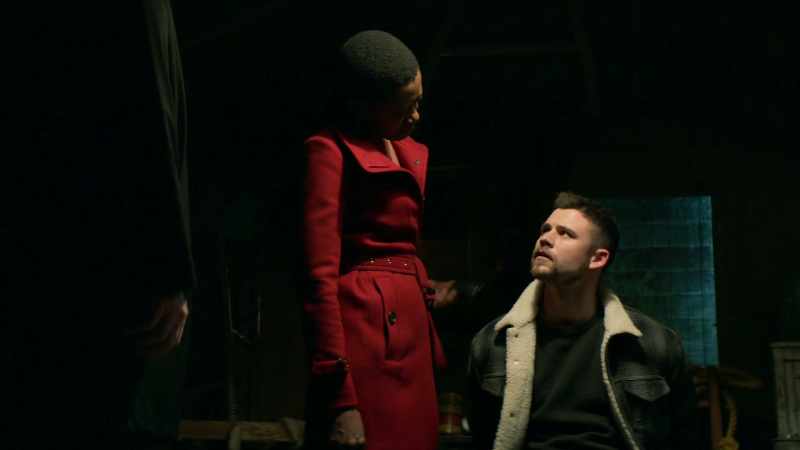 [ Electricity crackles ]