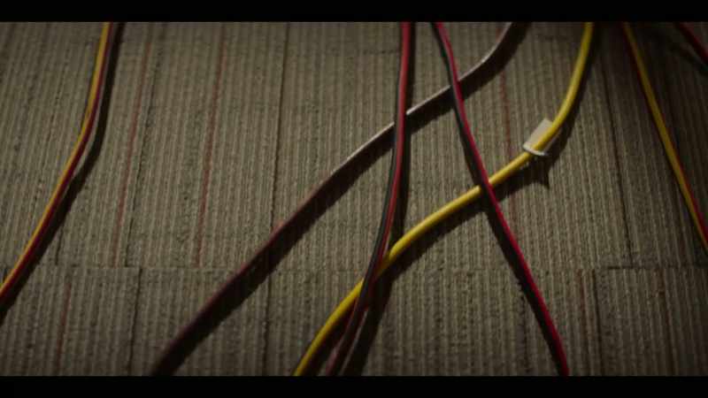 [electricity faintly buzzing]