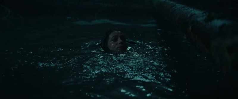 [Elena grunting]
