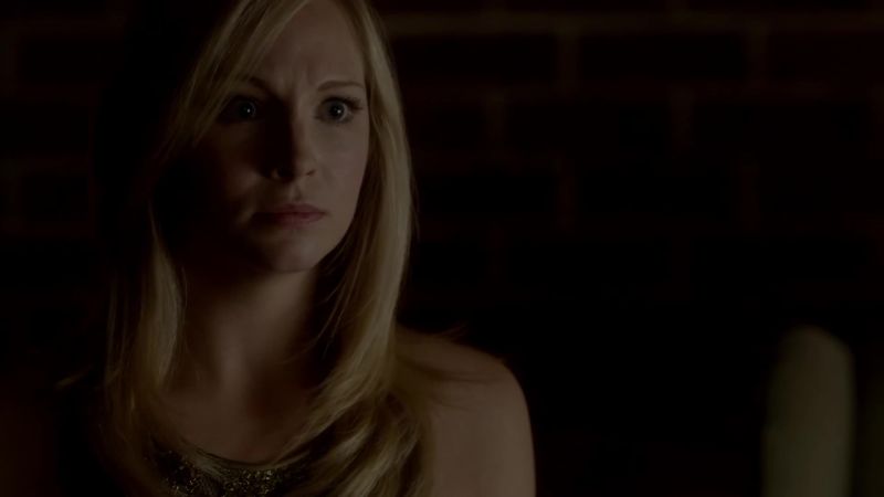 Elena is sired to Damon