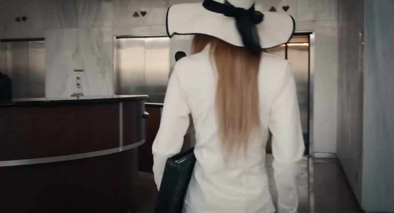 [elevator pings]