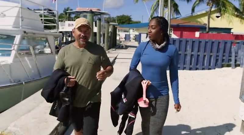ELI: There are bull sharks that make their home here