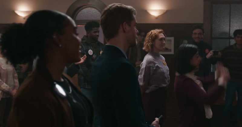 Elizabeth Fernsby! (screams)